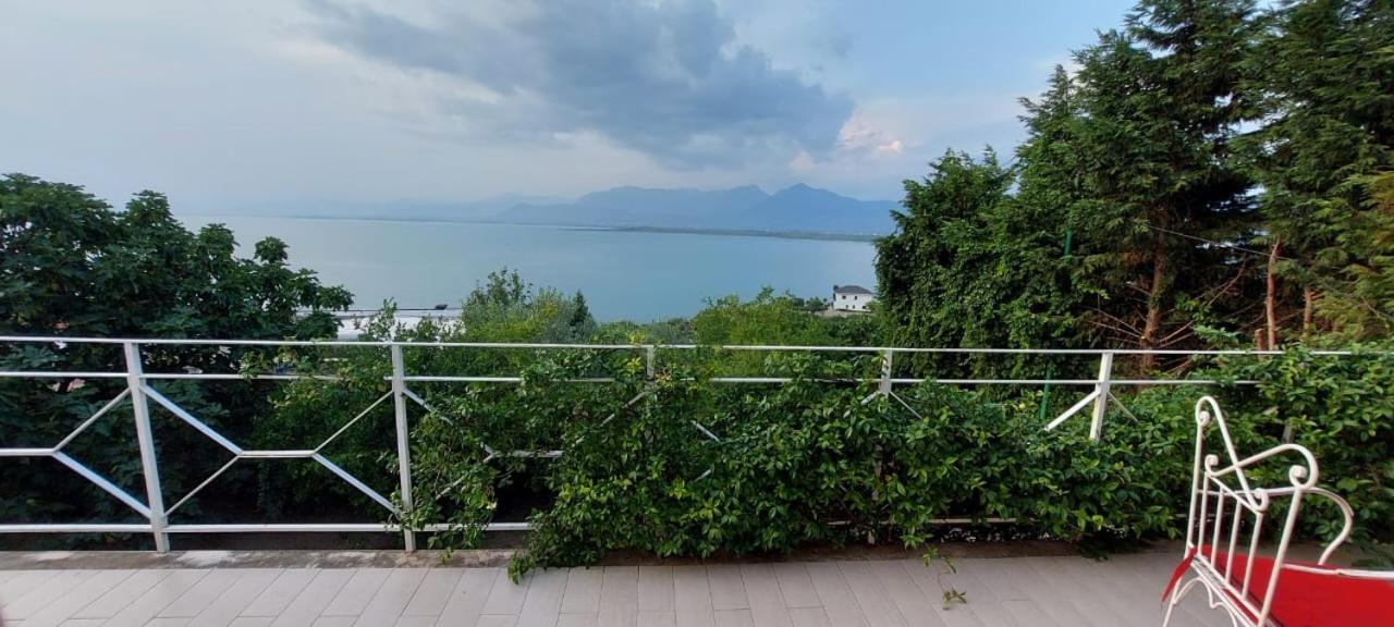 Shiroka Lake Home Široka Exterior foto